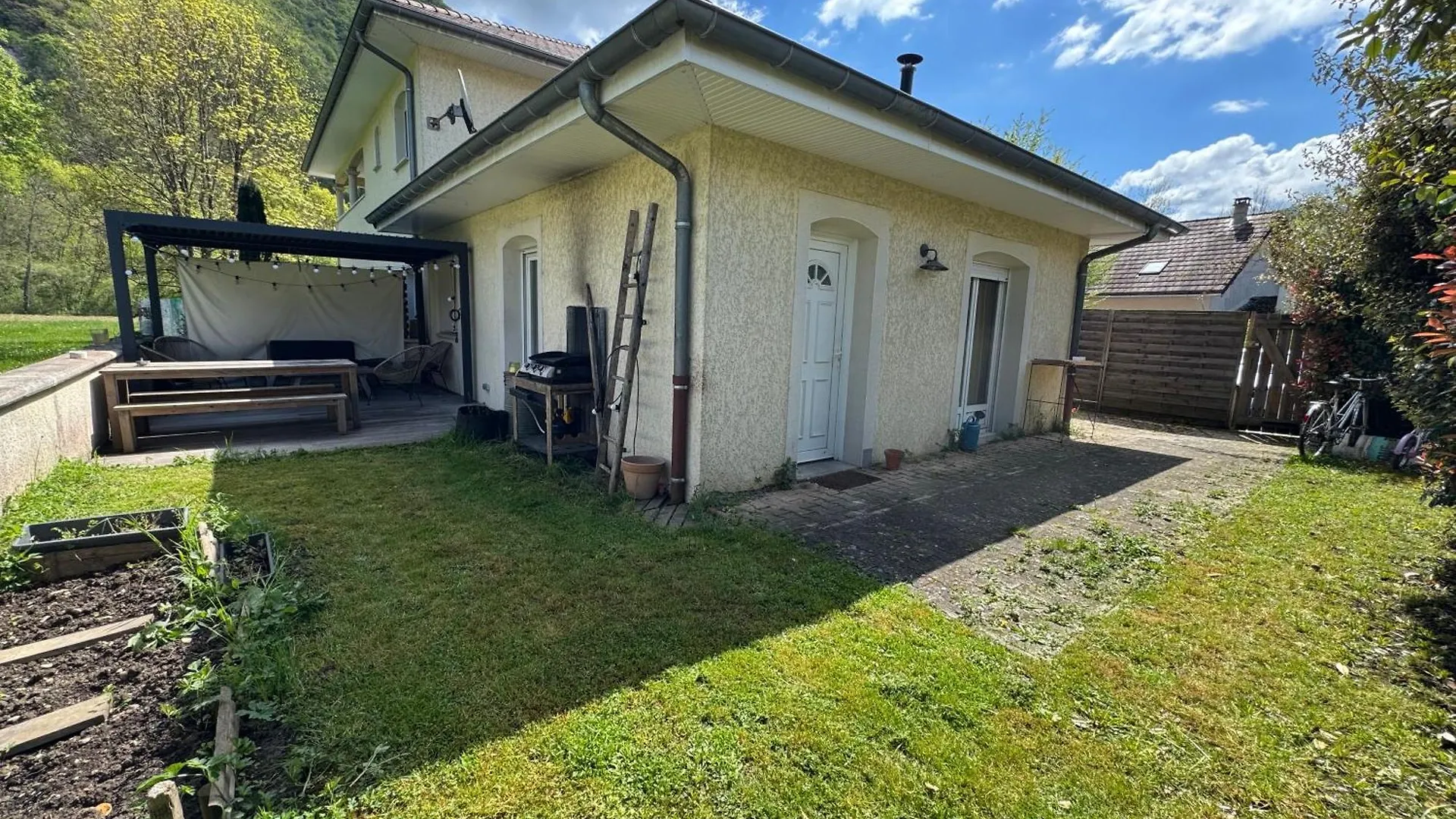 Chez Pepito, Maisonnette Avec Terrasse Et Jardin Doussard 0*,  France